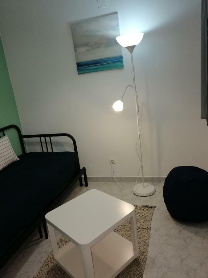 Ocean'S 7 - Lagos Guest House Экстерьер фото