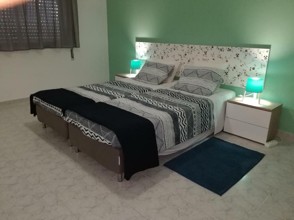 Ocean'S 7 - Lagos Guest House Экстерьер фото